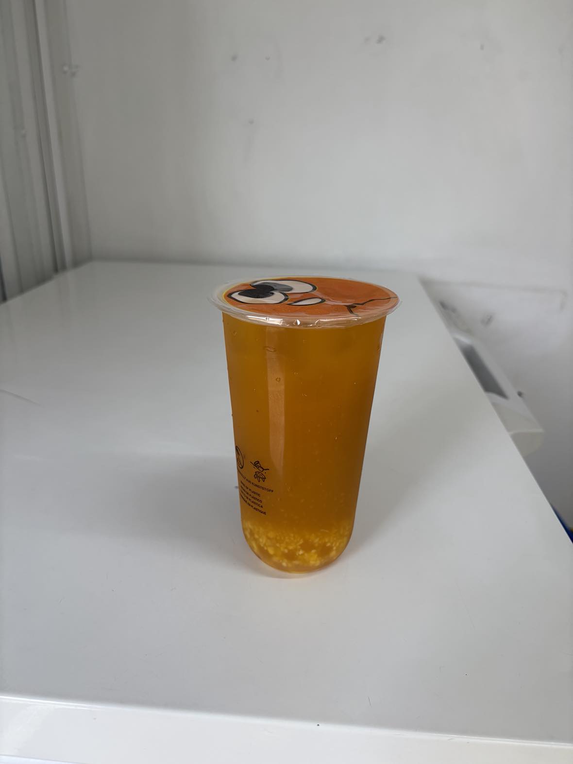 Frisch zubereiteter fruchtiger Bubble Tea