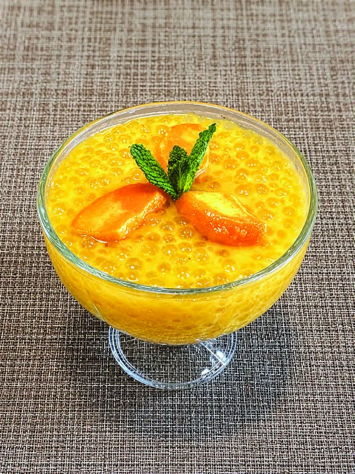 Desert de mango cu tapioca