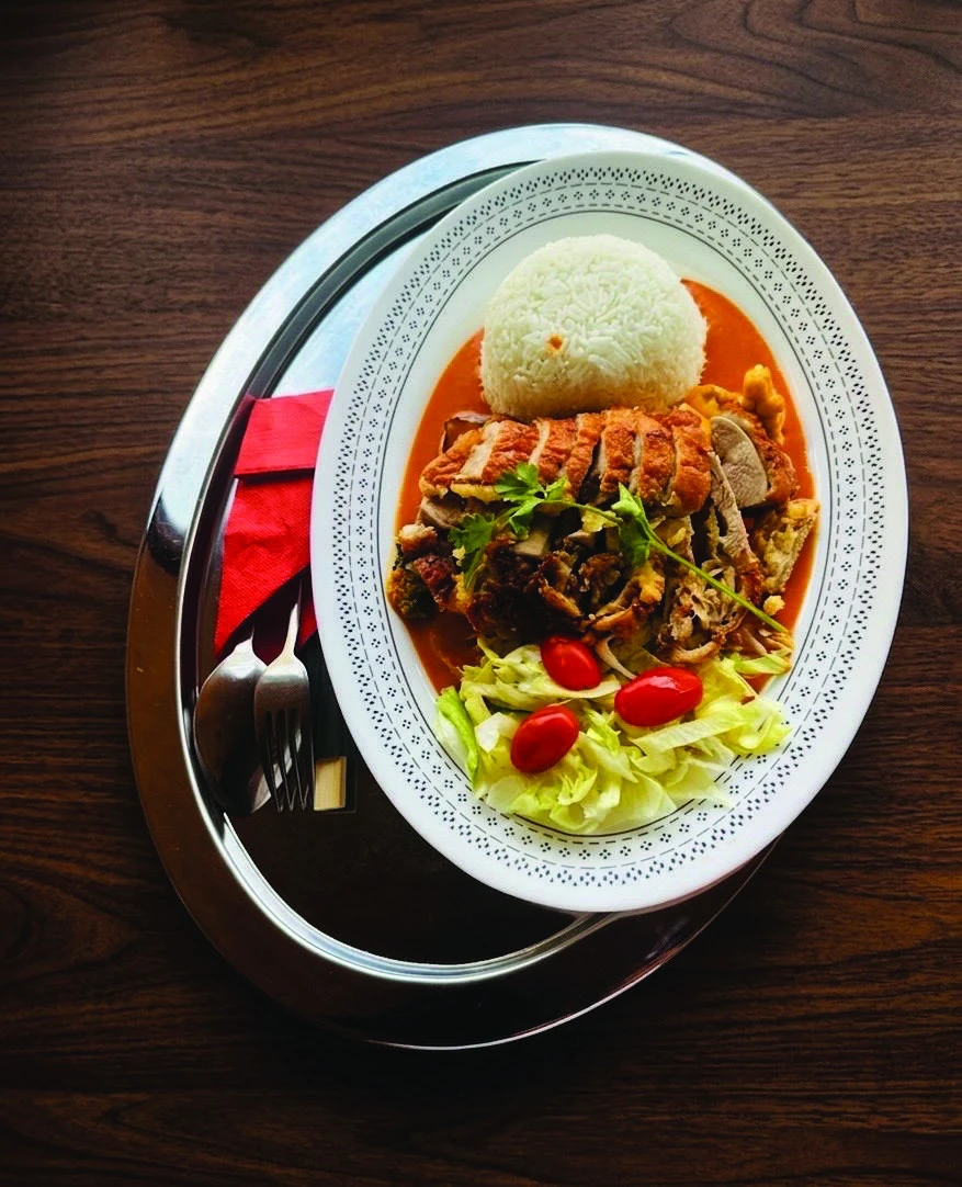 Rață prăjită în sos curry cu legume